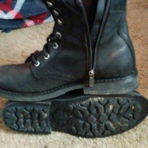 Men Harley davidson boots 10. Coach items. Authent
